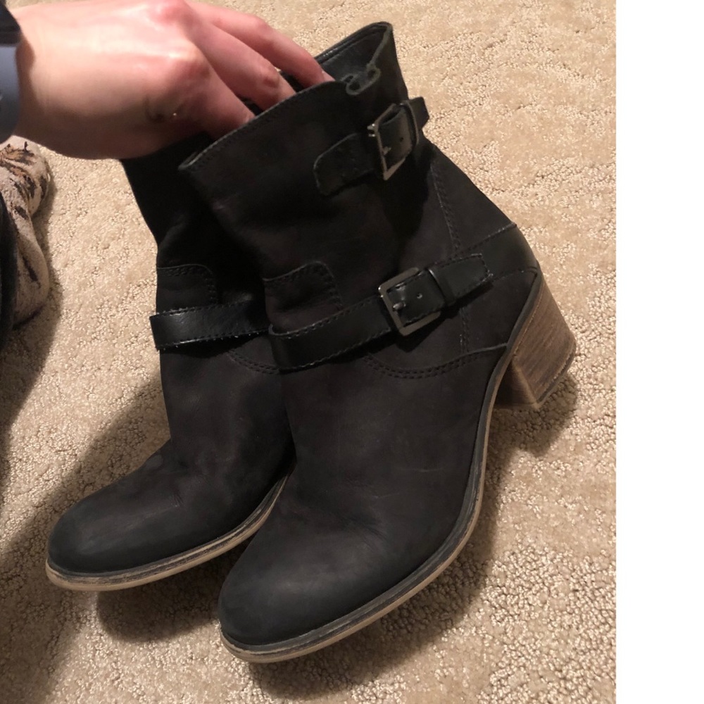 Franco Sarto women’s black heal booties